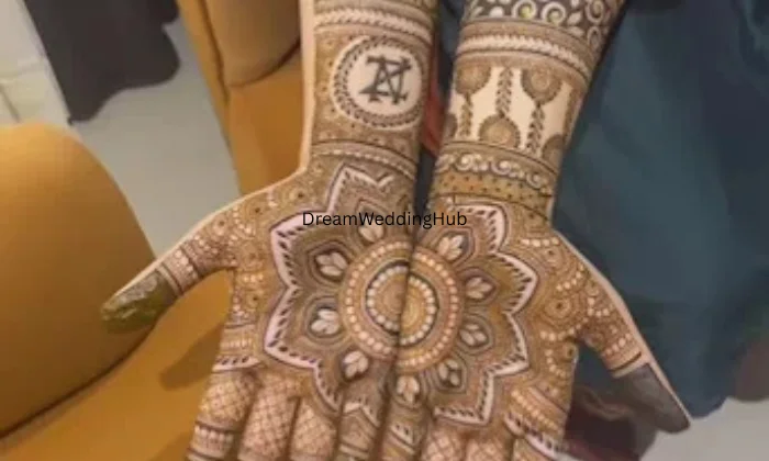 Ruchisha Mehandi  Artist